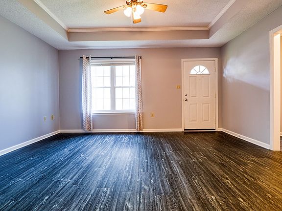 3rd image of 202 Palmer Dr