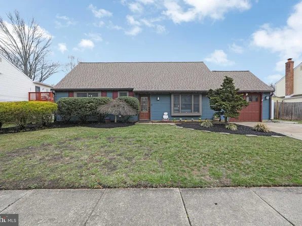 32 Devonshire Dr, Westampton, NJ 08060