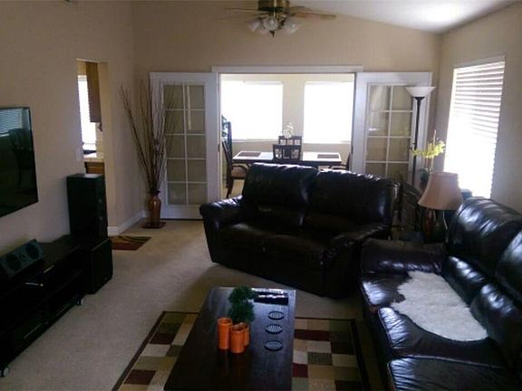 2nd image of 813 Timberwood Pl