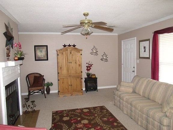 4th image of 310 Loblolly Cir
