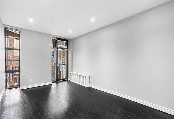 Rented by Mirador Real Estate | media 18