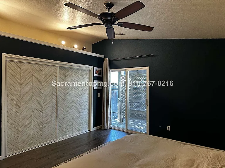 1283 Live Oak Ln — Photo 31