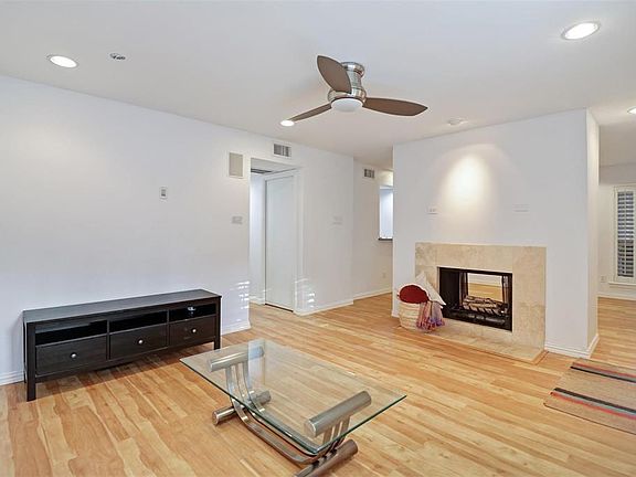 5th image of 3711 Holland Ave APT 101