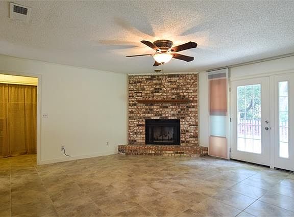 4th image of 8325 Sunrise Dr