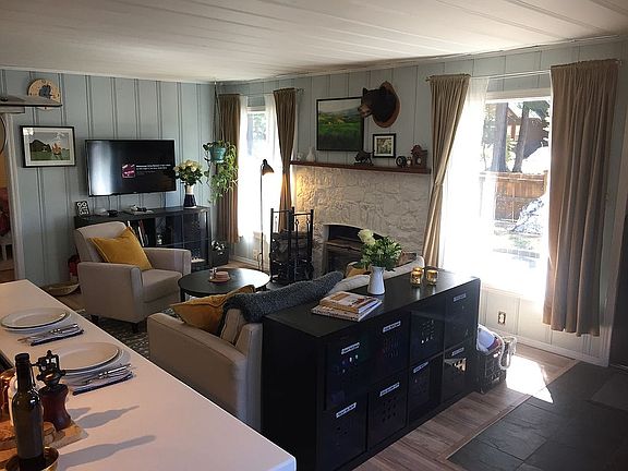 4th image of 275 Bristlecone St