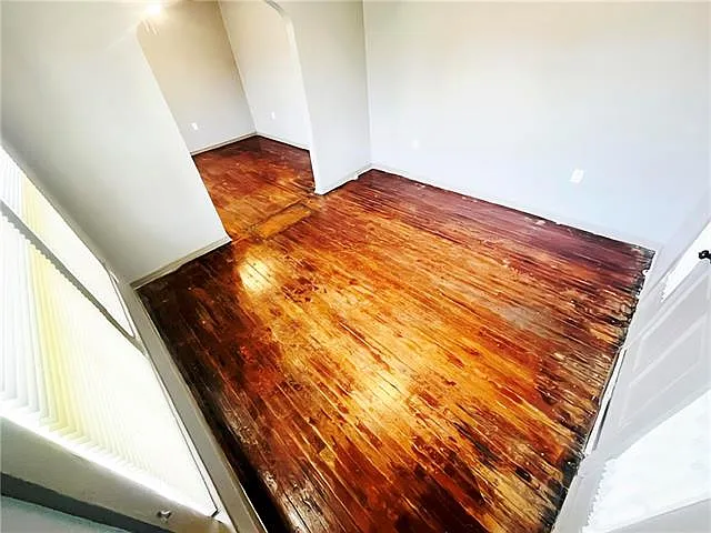 2 bed, 2.0 bath, 910 sqft, $1,600 — Photo 4