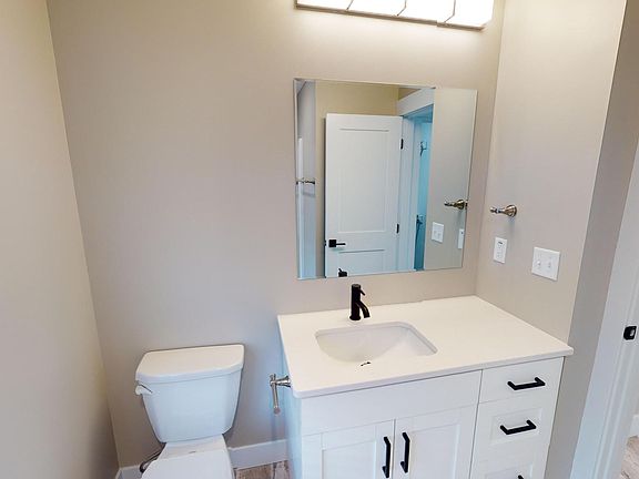5th image of 2112 University Dr #2104