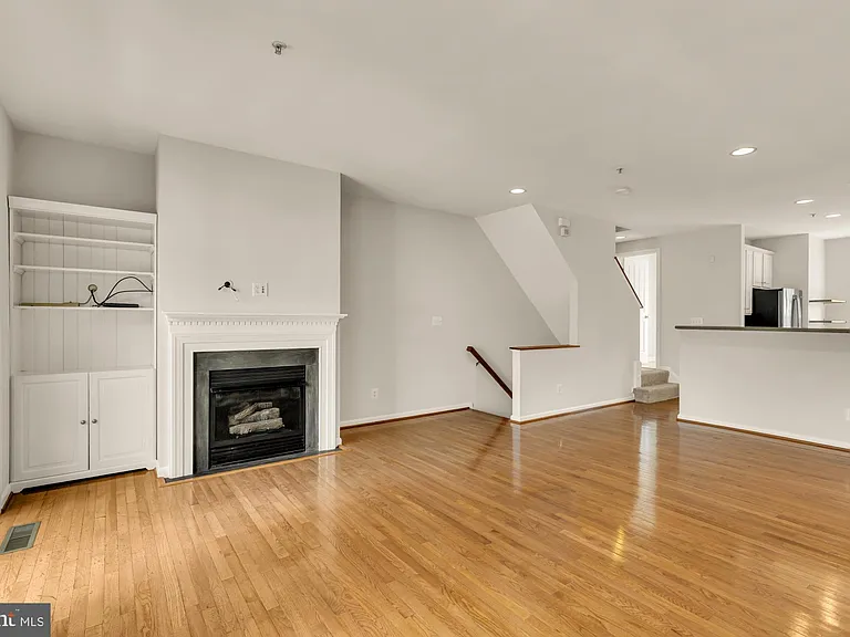 1227 V St NW — Photo 8