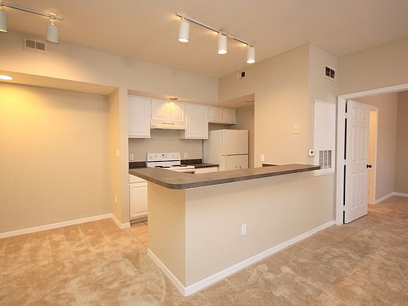 3rd image of 3744 Leeds Ct APT 101