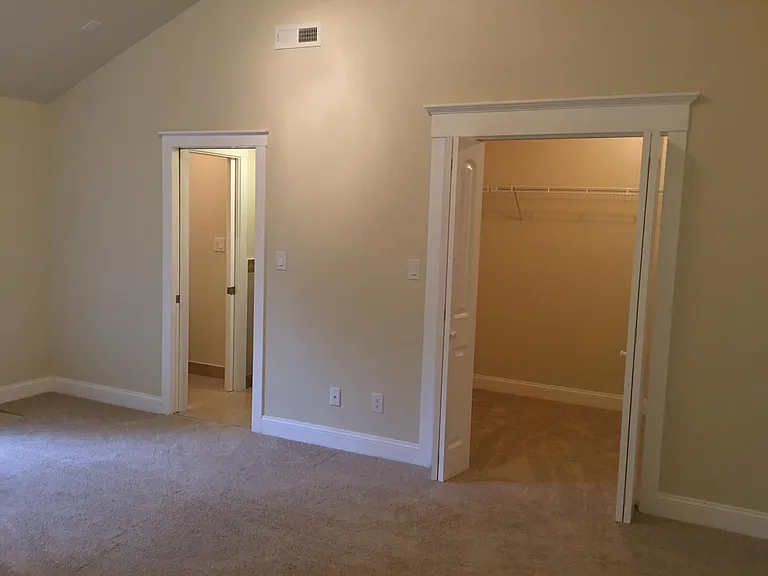 1910 Spanish Oaks Dr SE — Photo 13