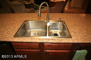 5th image of 733 E Black Diamond Dr