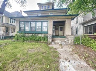 2407 6th Ave, Moline, IL 61265
