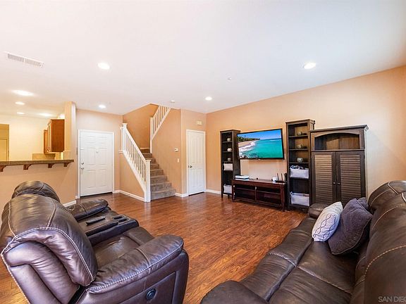 5th image of 36352 Cinzia Ln