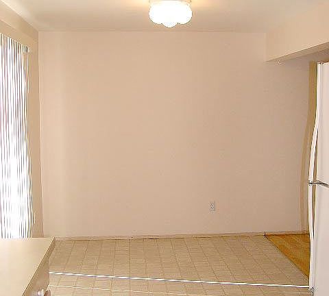 3rd image of 1461 Sweetbay Dr