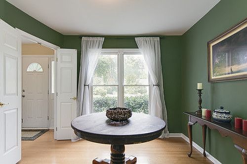4th image of 5905 Mountain Island Dr