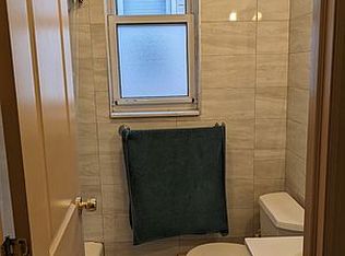 2530 38th St #2, Astoria, NY 11103