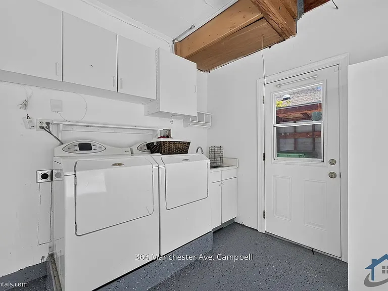 366 Manchester Ave — Photo 27