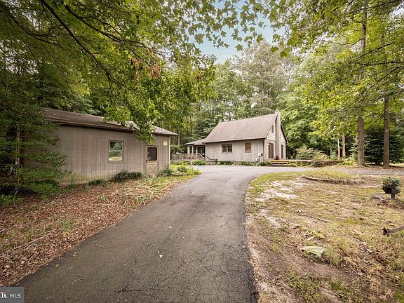 3rd image of 10376 Georgetown Rd