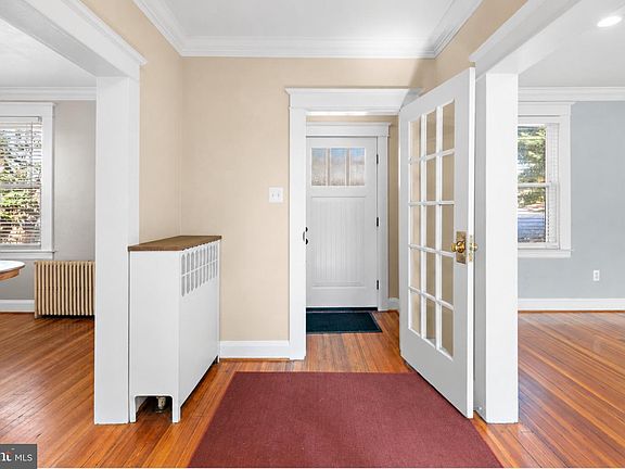 3rd image of 4601 Lincoln Dr