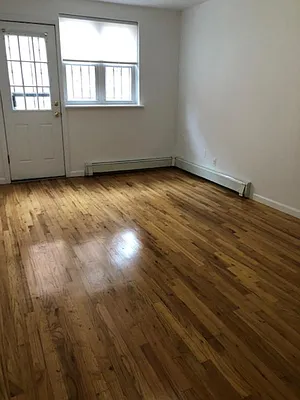 Rented by Alexiou Realty | media 13