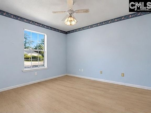 5th image of 106 Londonberry Cir