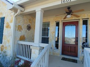 1601 Quinlan Creek Dr N, Kerrville, TX 78028