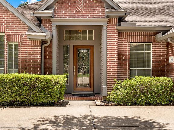 3rd image of 9539 Barretts Glen Ct