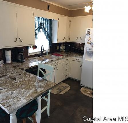 3rd image of 392 Columbus Ave