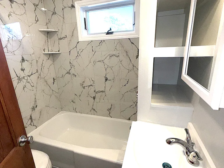 75 Sterling St #4 — Photo 2
