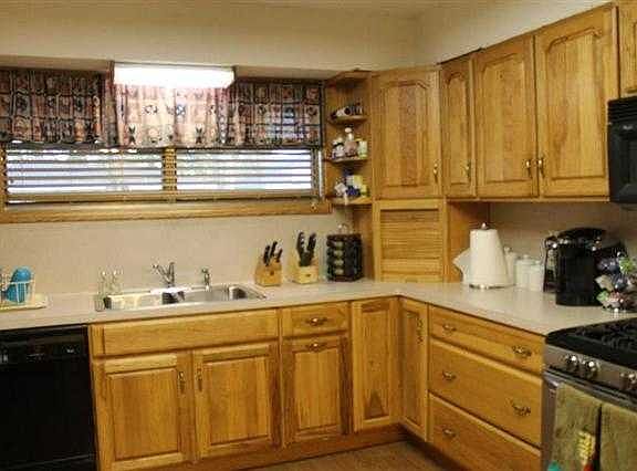5th image of 2808 Avenue N