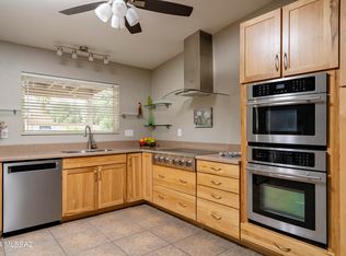 8261 N Suwannee Dr, Tucson, AZ 85741