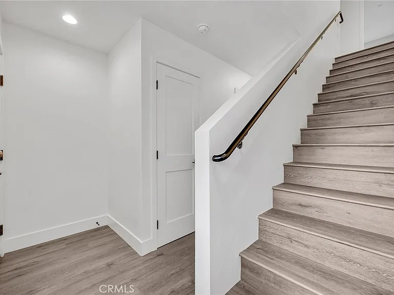 16385 Valencia Ave #3 — Photo 4