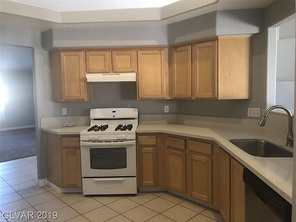 4th image of 8129 Shad Bush Ave