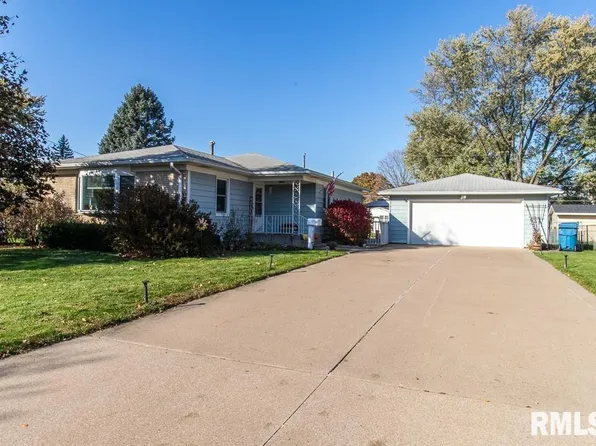 167 39th Ave, East Moline, IL 61244