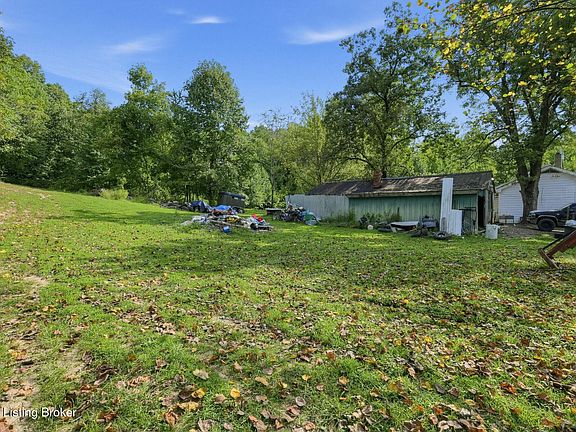 3rd image of 181 Lotus Rd