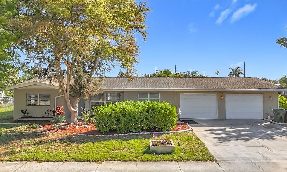 1st image of 1521 BANYAN DR.