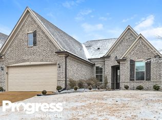 75 Briar Hollow Ln, Oakland, TN 38060