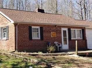 330 Madison Beach Rd, Madison, NC 27025