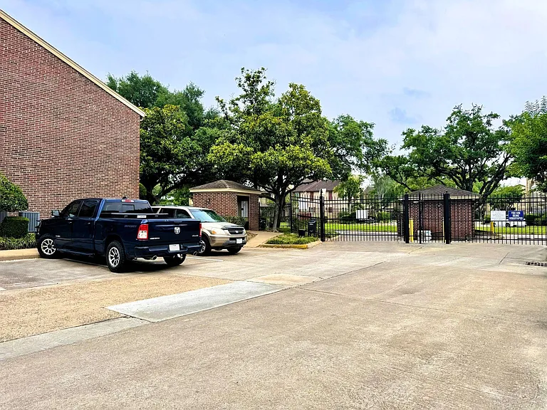8055 Cambridge St #34 — Photo 7