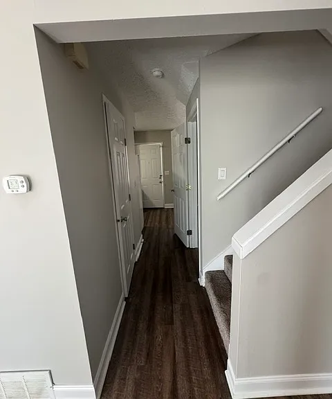 3952 Bronson Ct — Photo 4