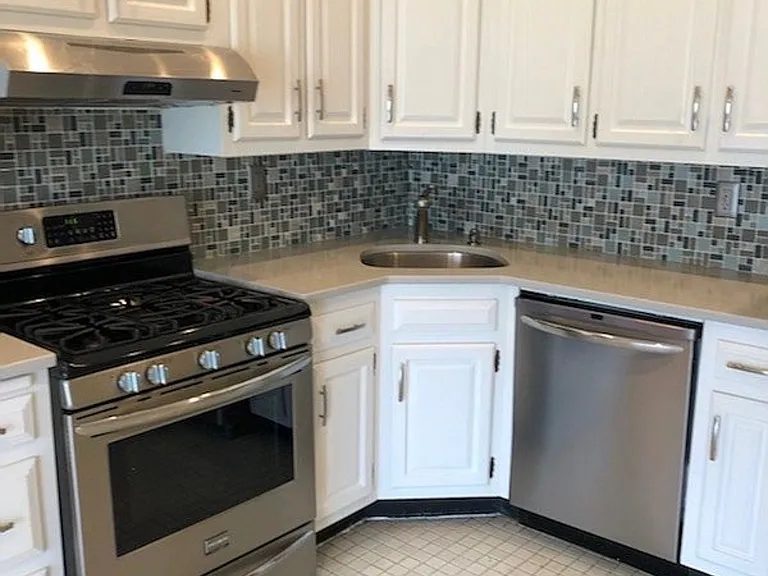 182 Degraw St #3 — Photo 11