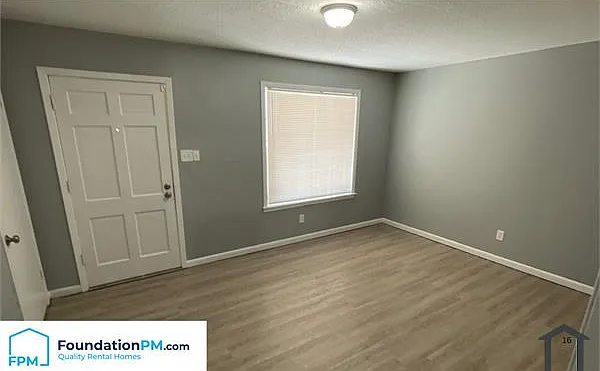 2851 Knightway Rd — Photo 5