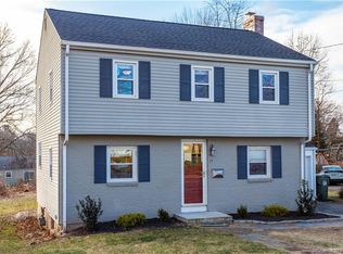 77 Cheney Ln, Newington, CT 06111
