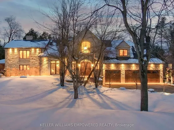 43 Woodland Acres Cres, Vaughan, ON L6A 1G1