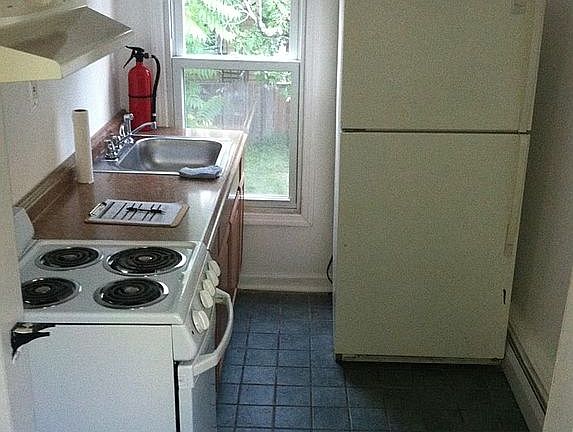 4th image of 62 E Centre St