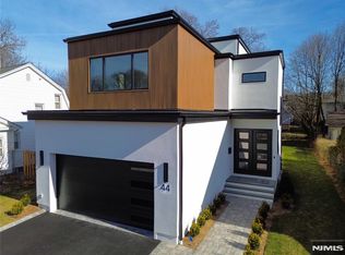 44 George St, Tenafly, NJ 07670