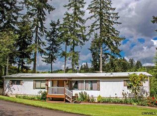 17473 Powers Creek Loop Rd NE, Silverton, OR 97381