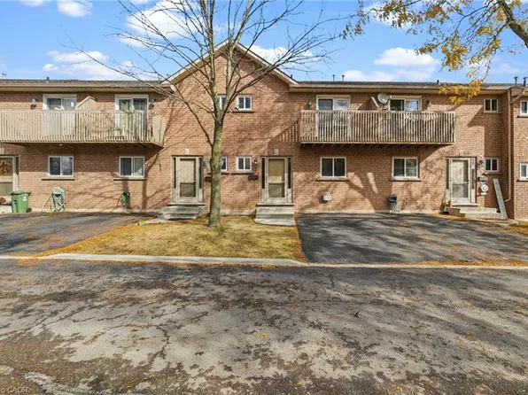 1475 Upper Gage Ave #5, Hamilton, ON L8W 1E6