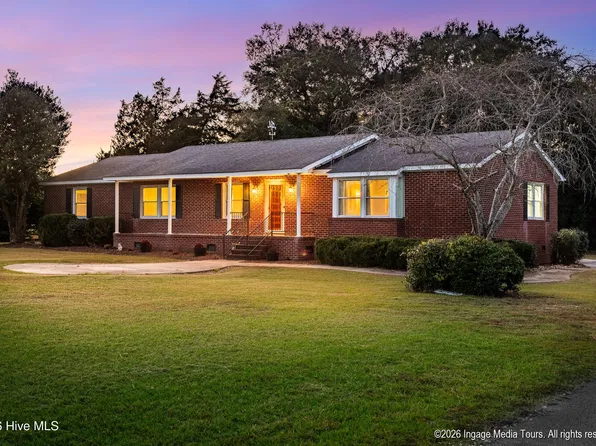 3728 Kings Crossroads Road, Greenville, NC 27834