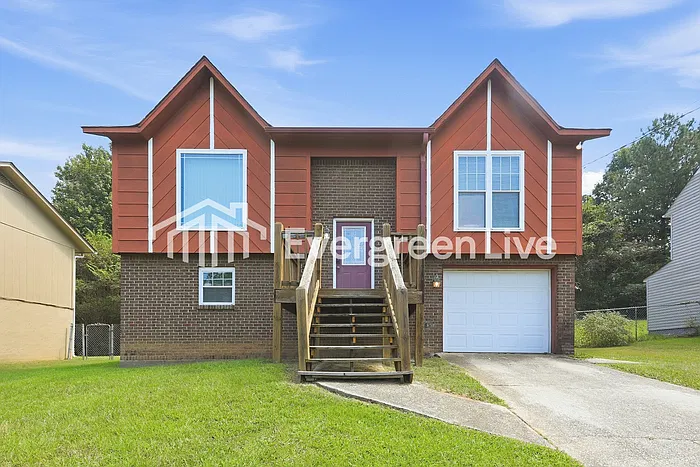 1985 Linden Dr